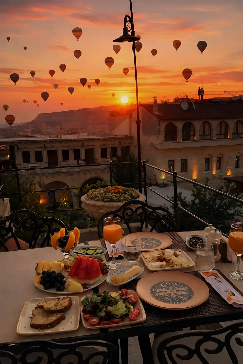 Petit-déjeuner turc garni