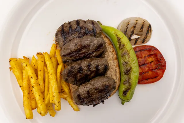 Köfte grillées (boulettes de viande)